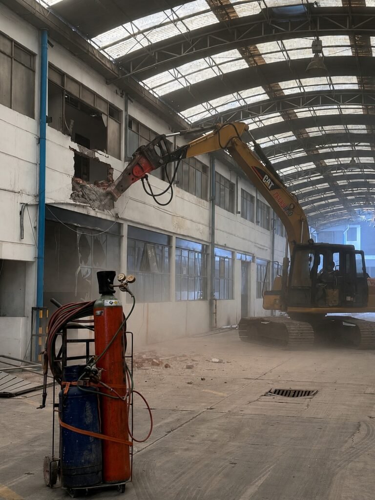 demolicion de nave